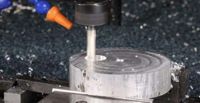 cnc-Bohrverfahren